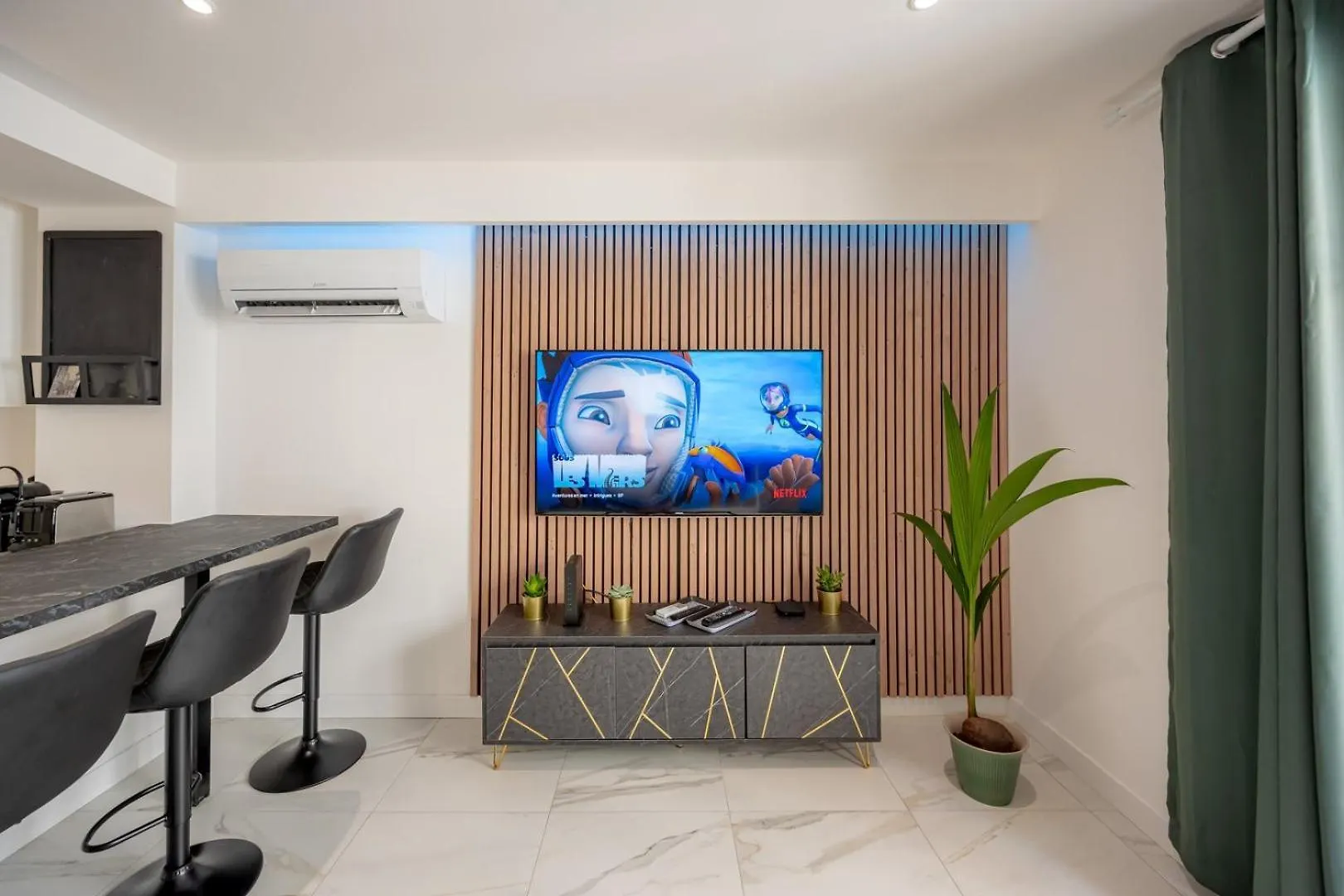 Apartamento O Repos Des Artistes - Balcon & Spa Tolón